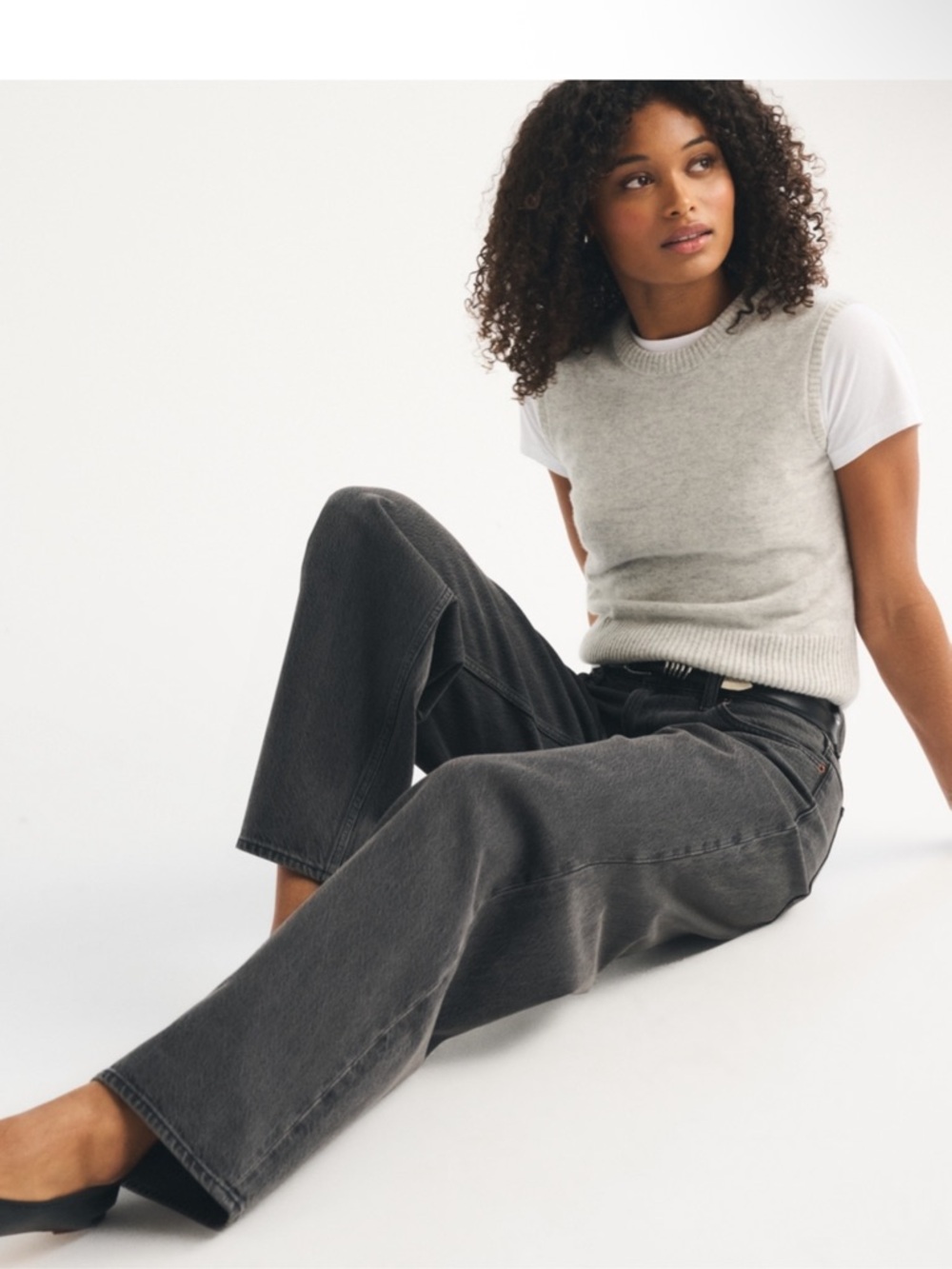 Abercrombie & Fitch- Curve Love Low Rise Ultra Loose Jean Black - Picture 2 of 4